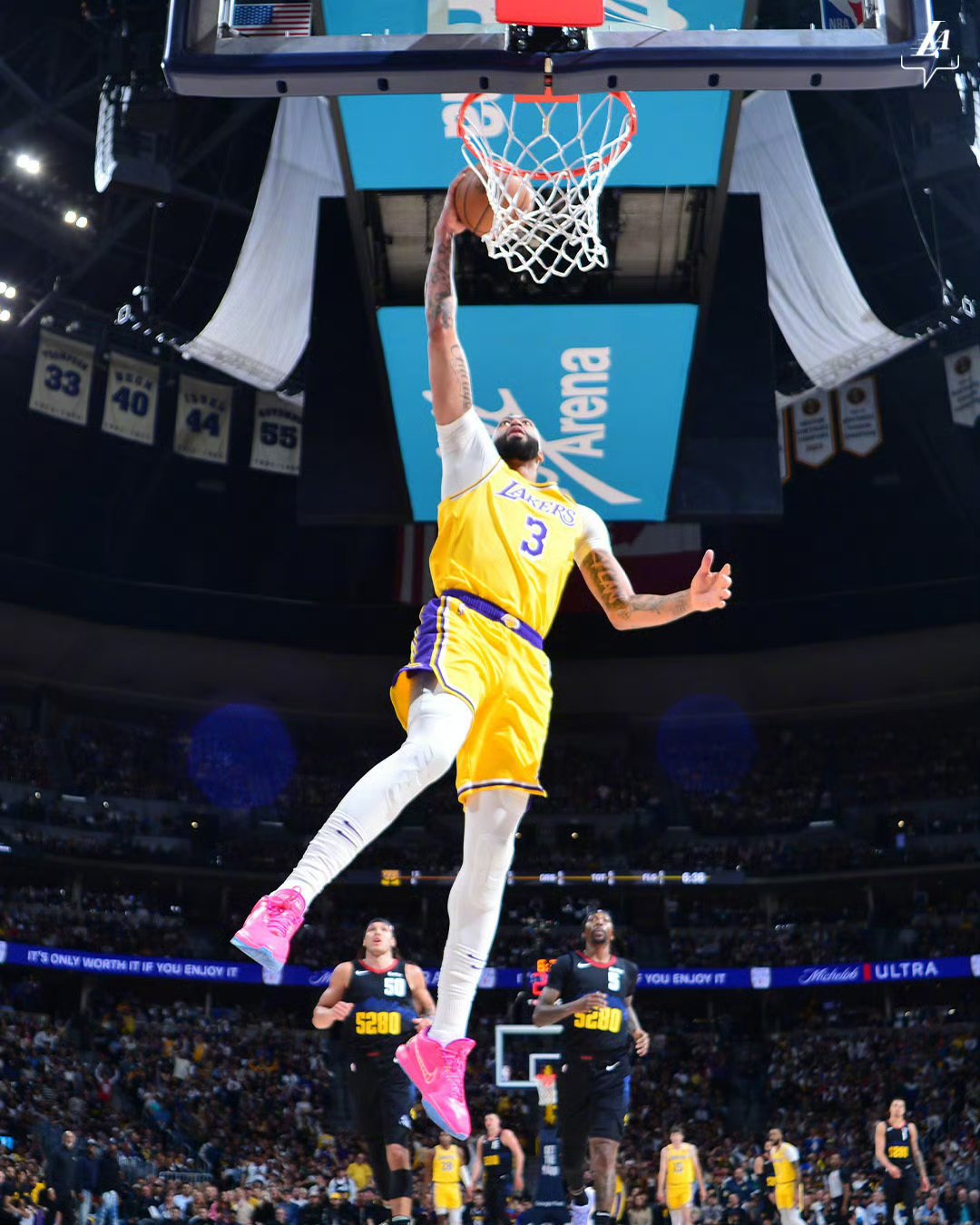 穆雷连续七场比赛得分超过出色发挥，法国队不断突破！