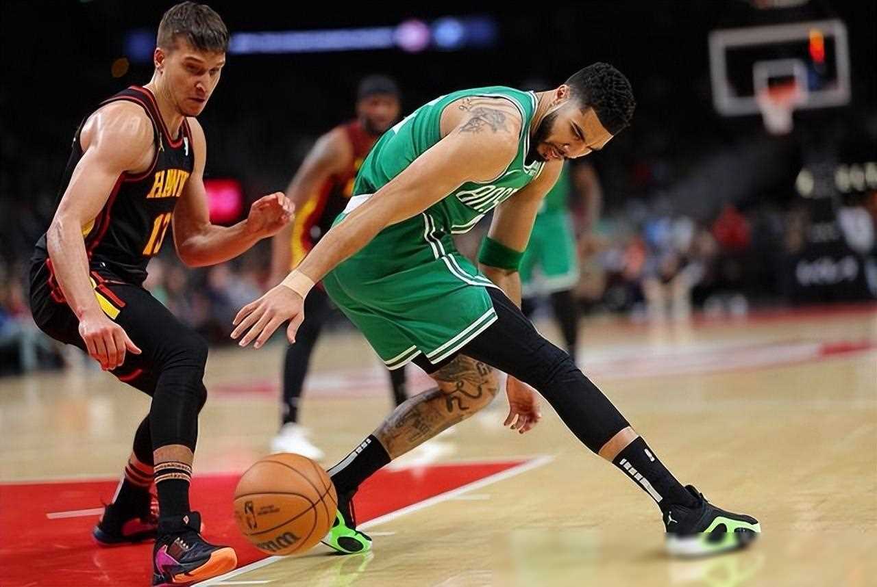 穆雷连续七场比赛得分超过出色发挥，法国队不断突破！