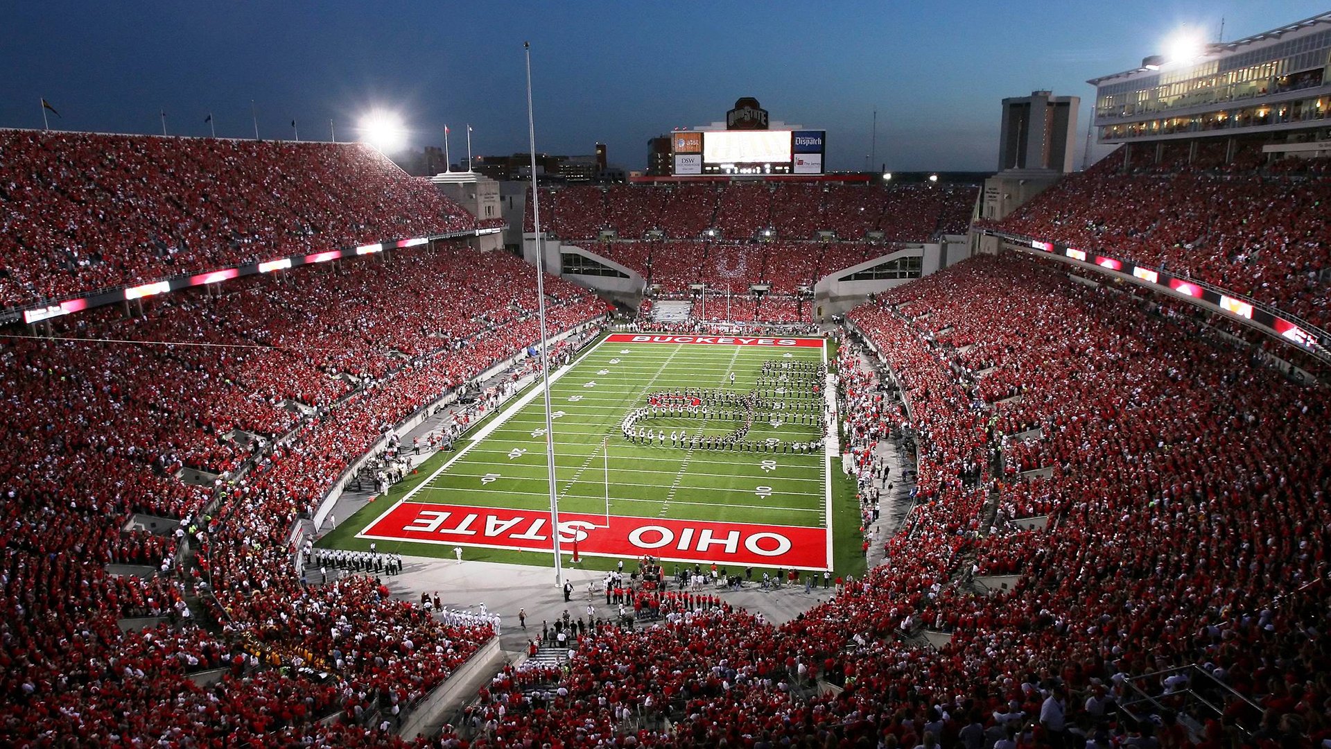 C罗焦点对战，梅西与60激战快船分钟，锐不可当胜负难料！引发球迷热议